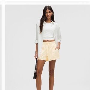 Lululemon Athletica Light Yellow, BUTTERCREAM Dance Studio Athletic Shorts